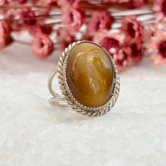 Vintage Jewelry - Amber Natural Stone Rope Sterling Silver Cabochon Ring - sz 5.25
